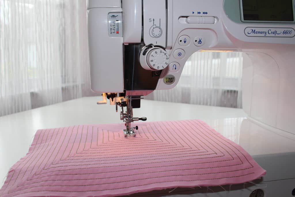 10 Best Sewing Machines To Buy 2020 Top Sewing Machine 10 Best Sewing Machines To Buy 2020 Top Sewing Machine