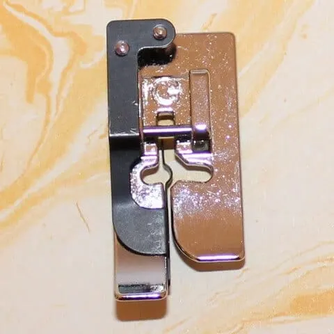 How to Use a Rolled Hem Presser Foot :: by Babs at Fiery Phoenix