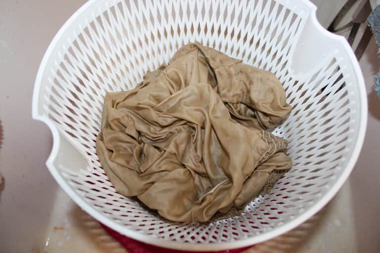 How to wash silk Ageberry helping you succeed in sewing