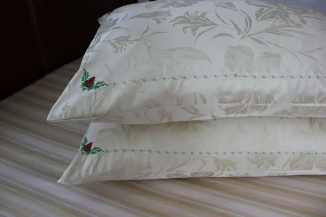 DIY silk pillowcases