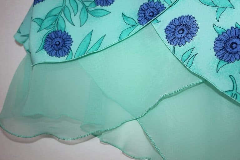 How to sew silk types of stitches and seams