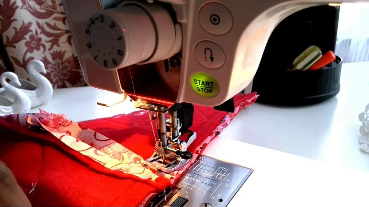 D.I.Y Sewing Machine Cover - Tutorial Part 1 <img  src= width=20  height=20> - Threadbare Creations