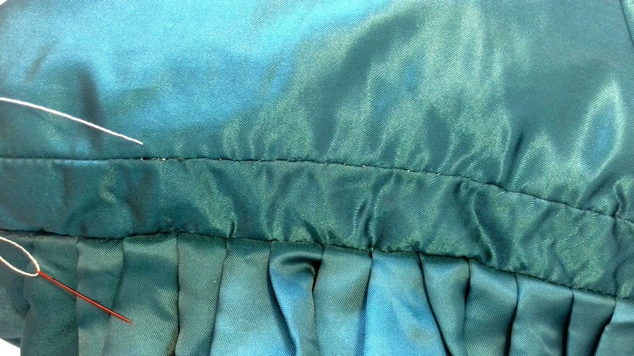 hem in silk fabric