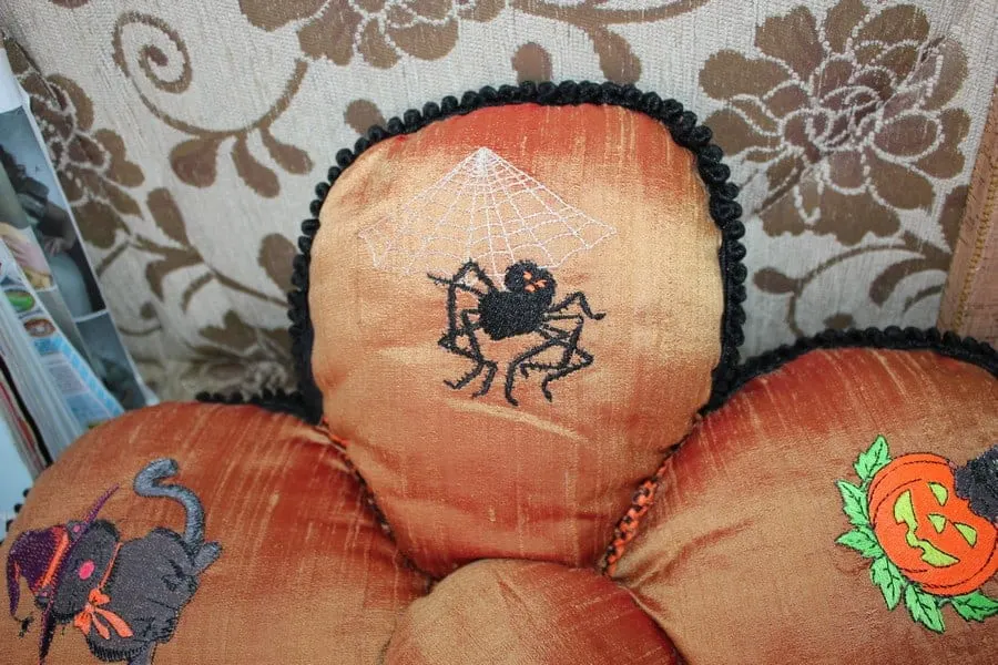 What is a Good Embroidery Machine for Beginners? What is a Good Embroidery Machine for Beginners?