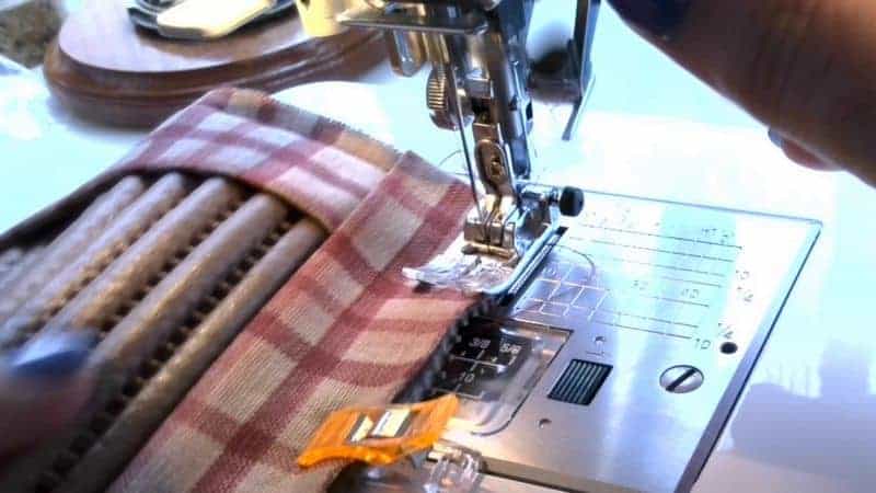 On the Windy Side: How to make a Non-Slip Sewing Machine Mat