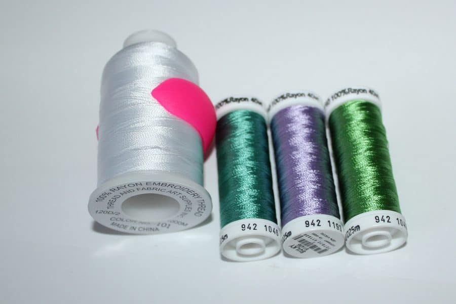 Metallic threads used in embroidery (12 different types) - SewGuide