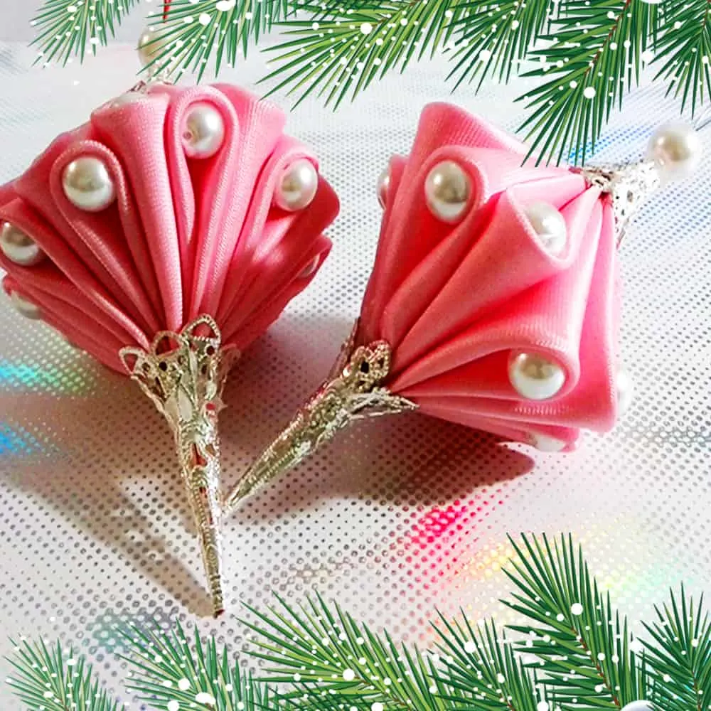 Christmas ornaments handmade from ribbons