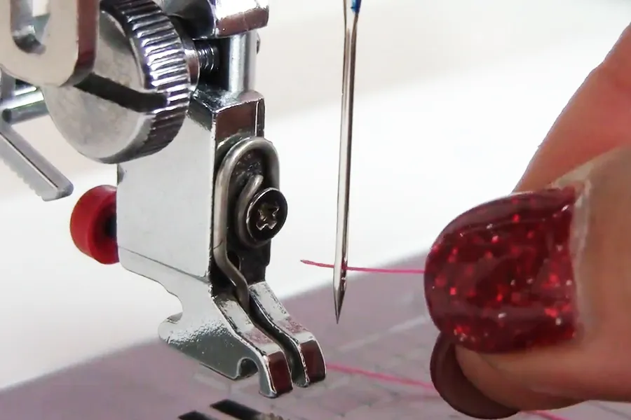 How To Thread A Needle On A Sewing Machine How To Thread A Needle On A Sewing Machine