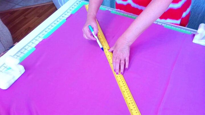 preparing fabric for cutting on the bias