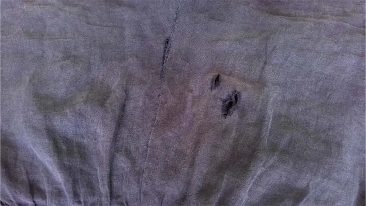 Darning with a sewing machine is a quick way to fix holes in your jeans, tops, shirts and pants.