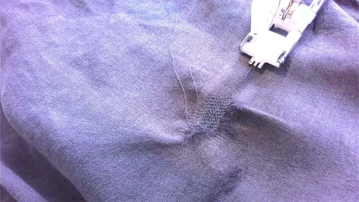 Darning With A Sewing Machine: How To Easily Repair Holes In Your Clothes