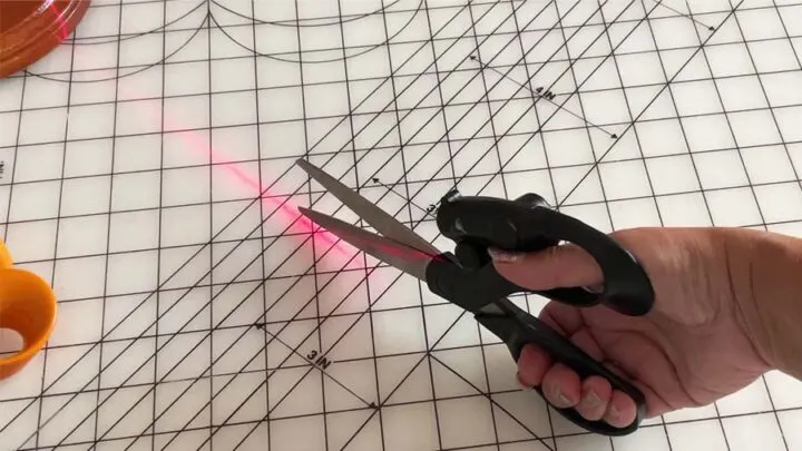 laser guided scissors