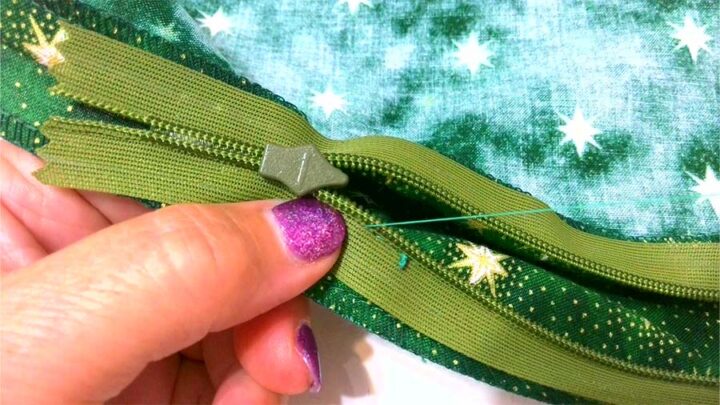 finishing attaching an invisible zipper