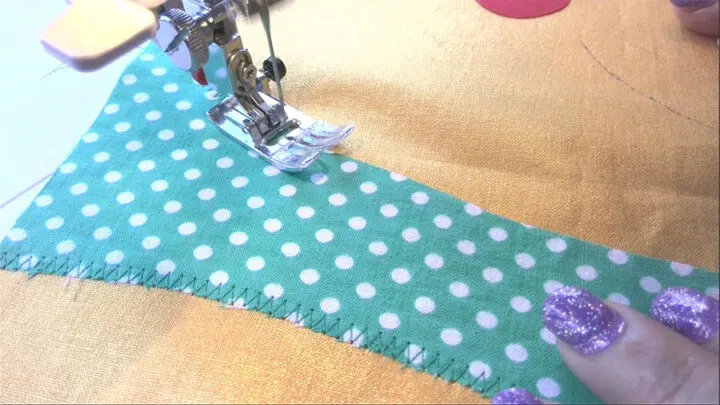 using zig zag stitches for applique