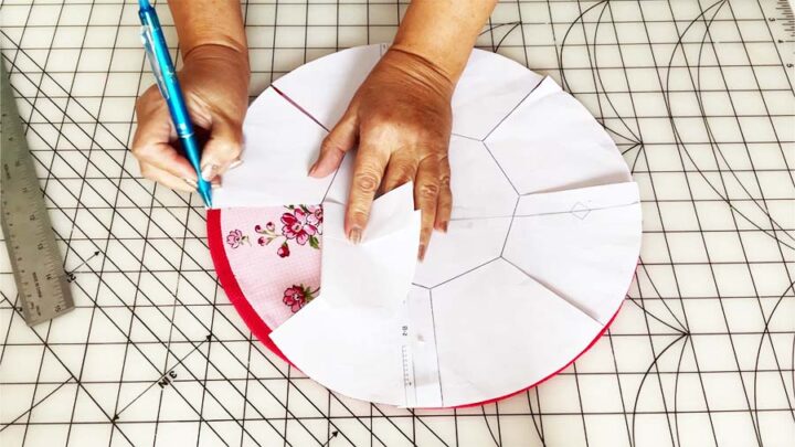 marking pattern lines for the fabric bowl