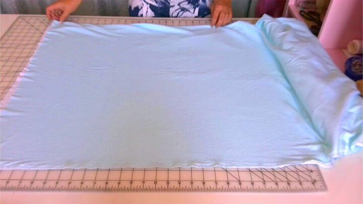 preparing knit fabric for cutting