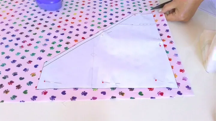 cutting fabric for dog bandana