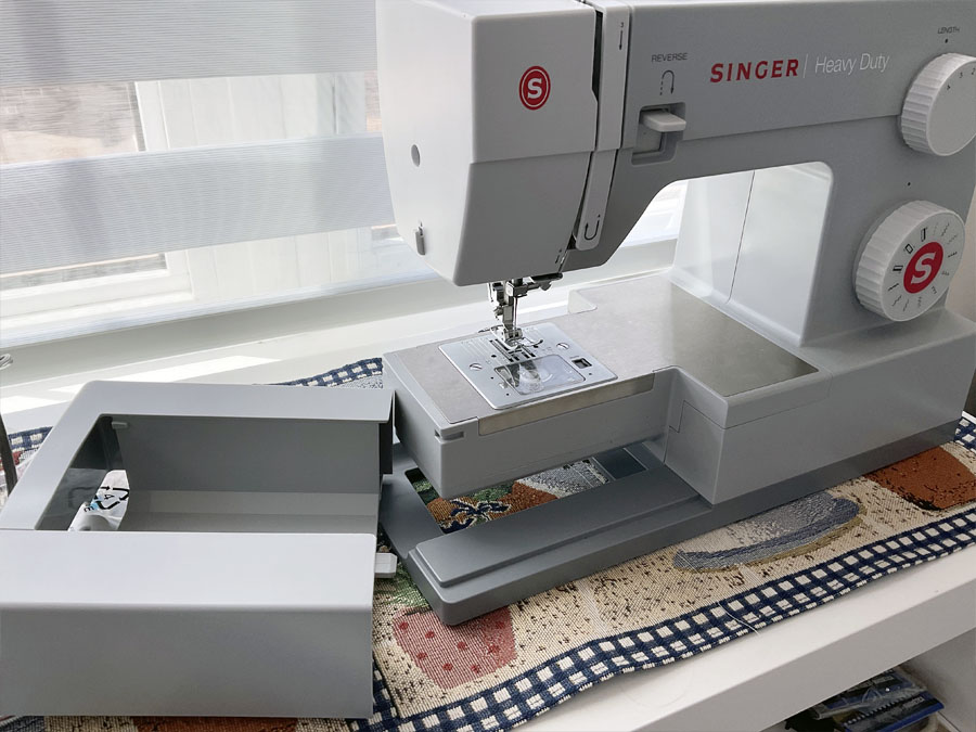 Free Arm on Singer sewing machine