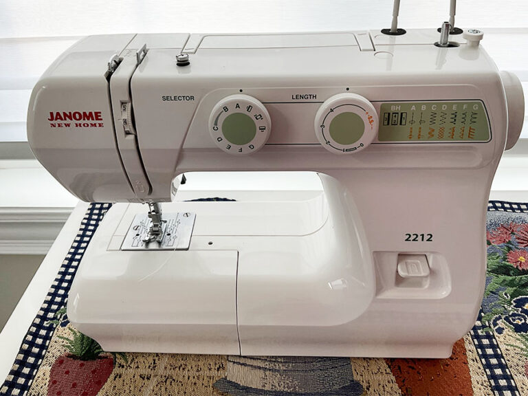 Mechanical vs Computerized Sewing Machine