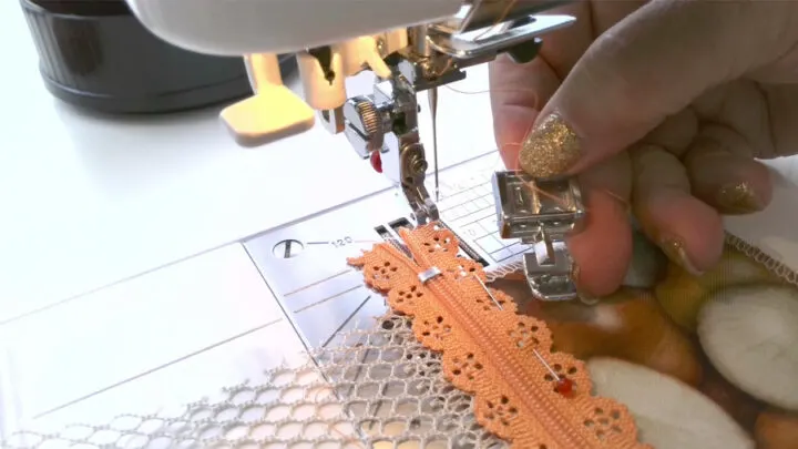 using a zipper foot for sewing an exposed zipepr