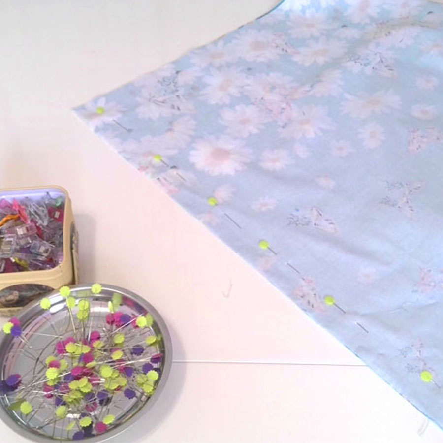 How to make a gathered skirt with an elastic waist without a pattern