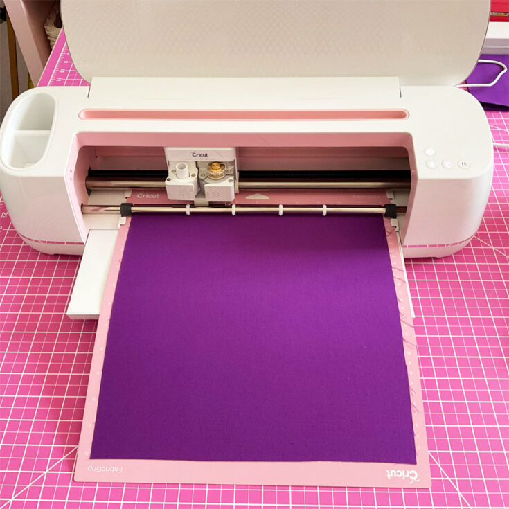 How to cut fabric for quilting with modern fabric cutting machines