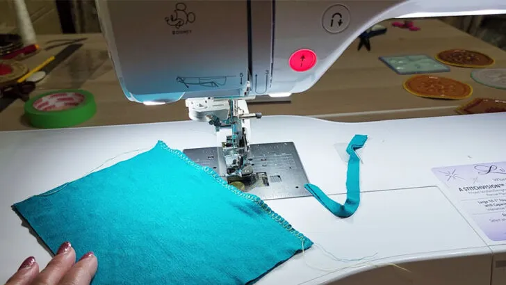 use serger for multiple layers og heavyweight fabric