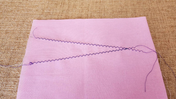 decrease the zigzag stitch width