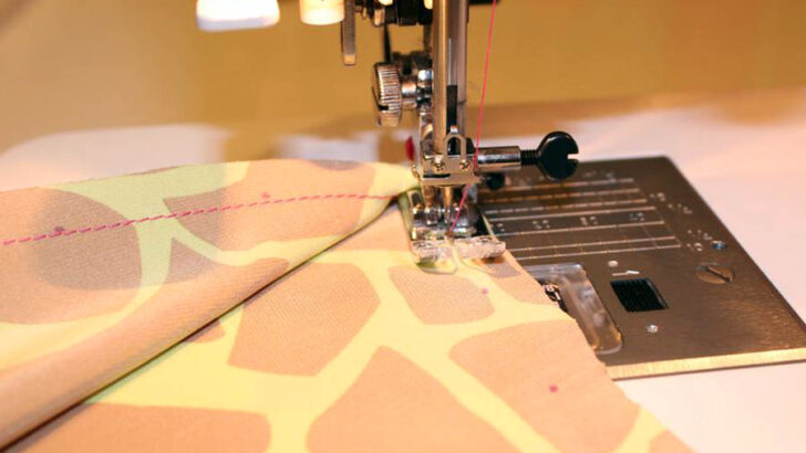 first set your sewing machine to the zigzag stitch