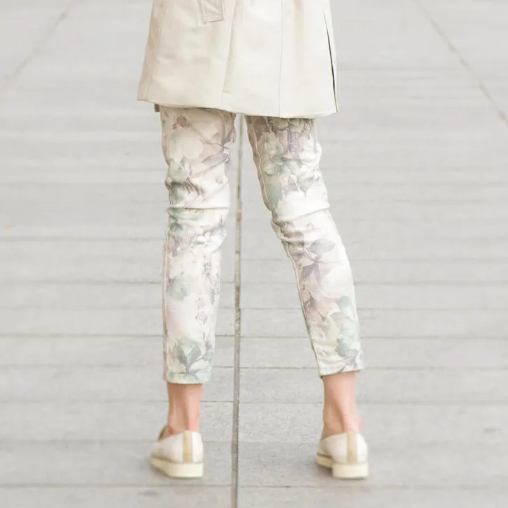 cropped pants