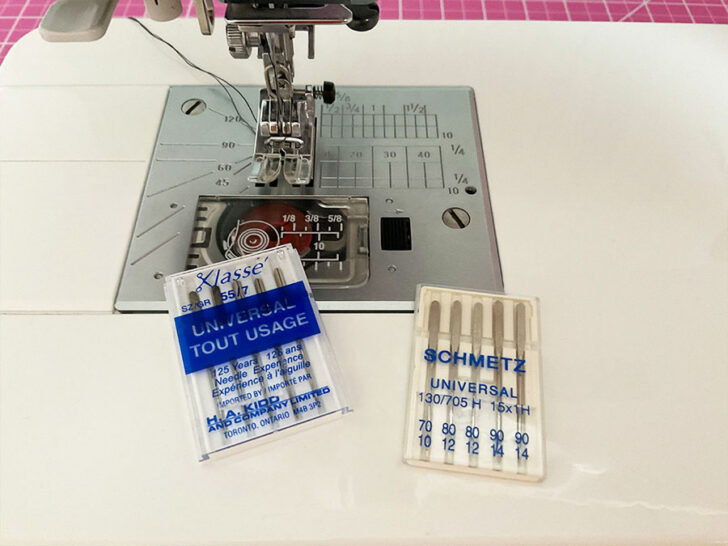 Universal sewing machine needles on my sewing machine