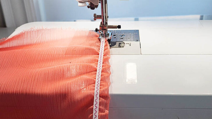 Gathering fabric with elastic using a zigzag stitch