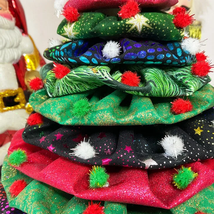 close-up of the yo-yo Christmas tree