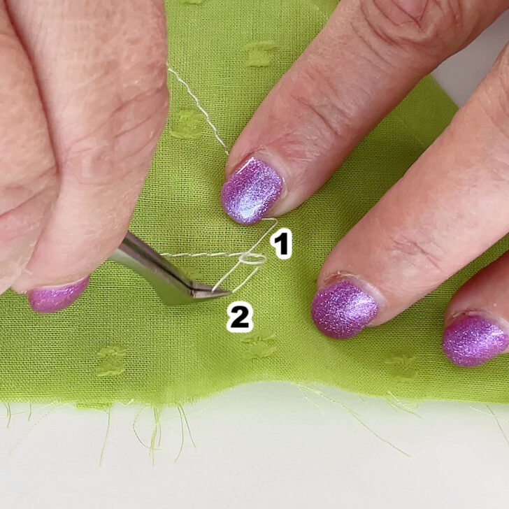 form a regular knot.