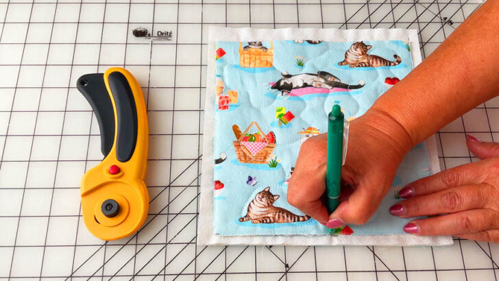 use a fabric marker to mark the other two sides of the underlying block