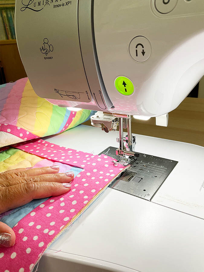 How To Make Quilt Binding From Start To Finish - Easy Binding Tips And ...