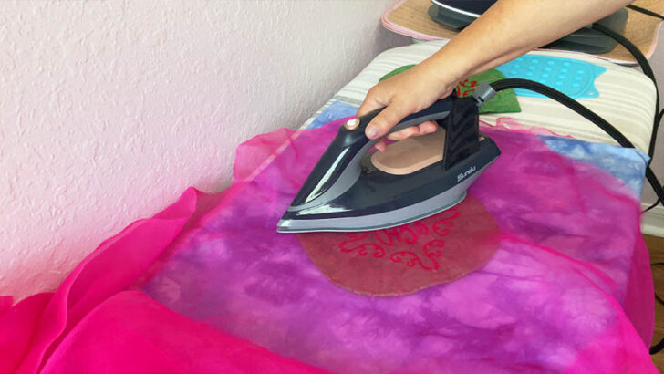 I'm using the Sundu Pro Steam Station with Ceramic Soleplate to press the pockets