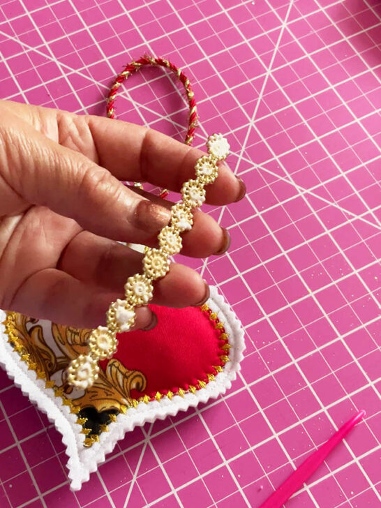 Cut small lengths of ribbon