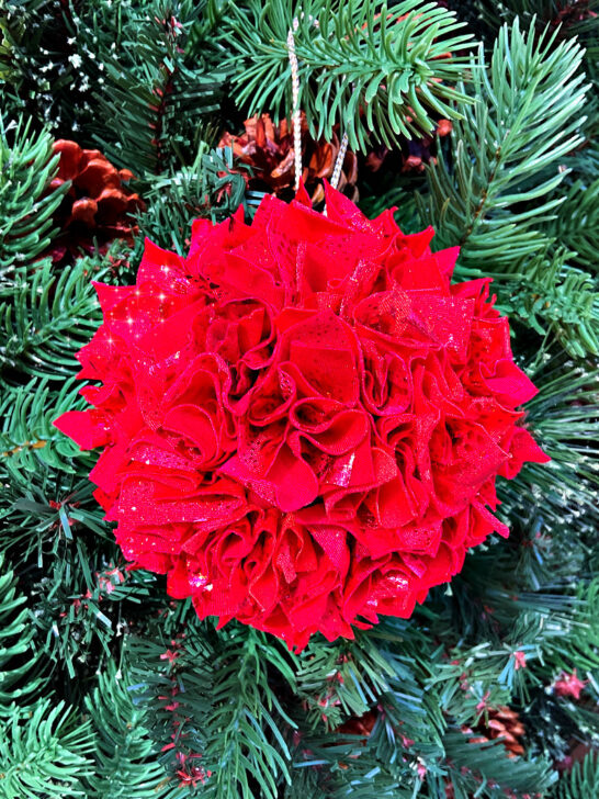 No-sew Handmade Christmas Ornament