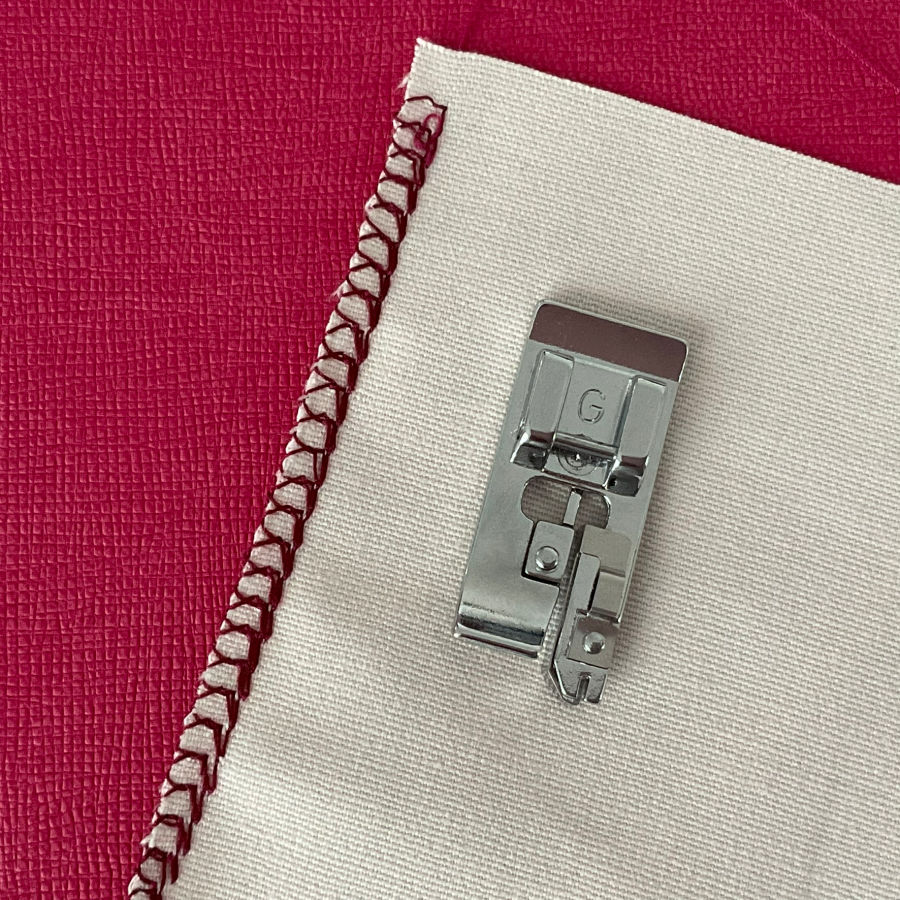 overcasting foo G used for special seams at the edge of the fabric with an example of seam