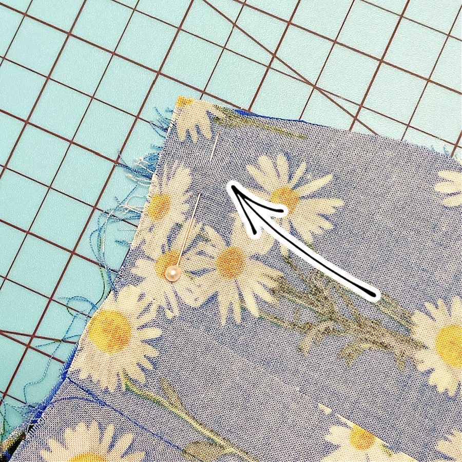 image shows how to start pinning at the beginning of the seam to avoid fabric stretching