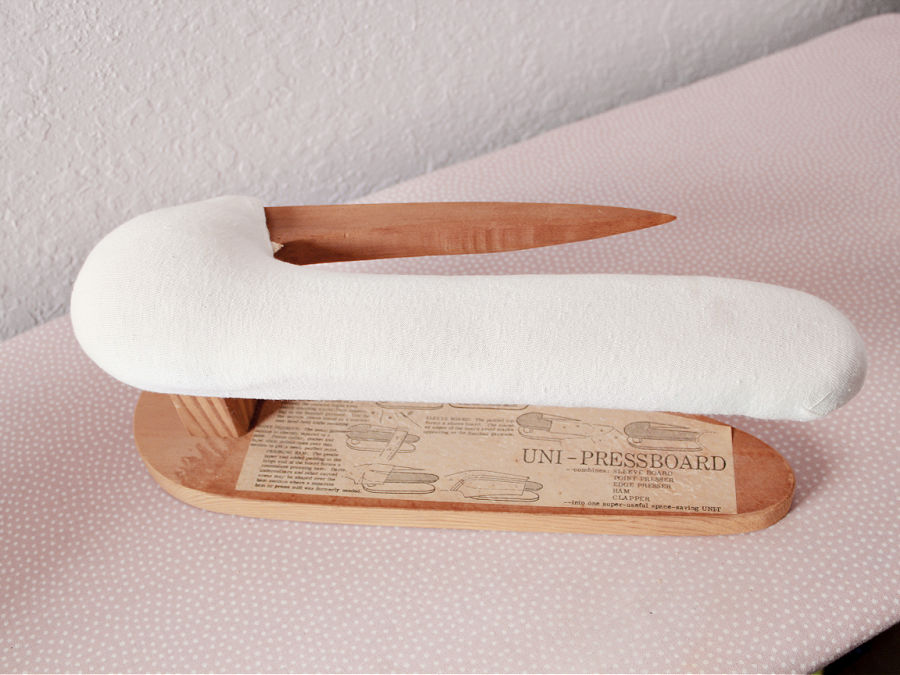 image of a small press board sometimes called a sleeve board