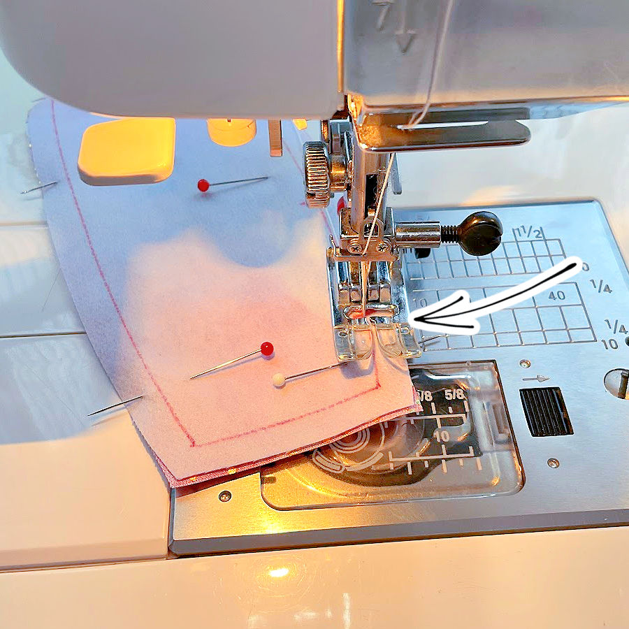 image showing the start point and the direction of the stitch necessary to make the cord keeper