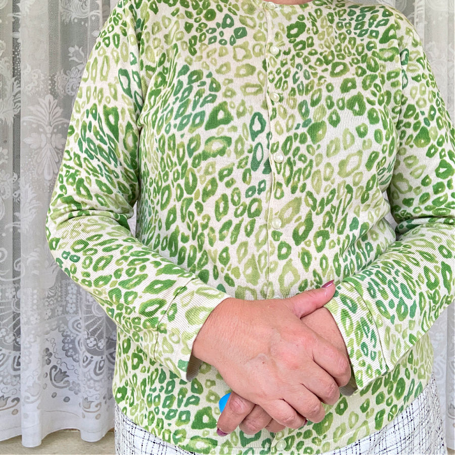 close up image of the shortened sleeves to show how they fit