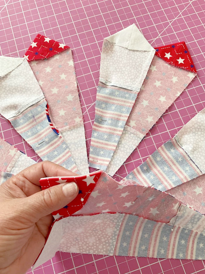 arranging the dresden blade in pairs and pinning them
