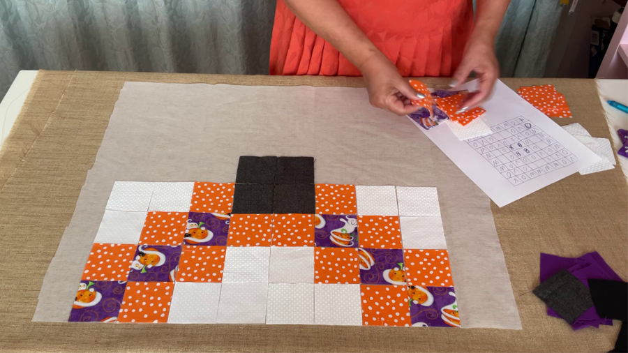 image of pieces of material which are very similar but not identical on the two sides showing that care must be taken to arrange them with the same side up