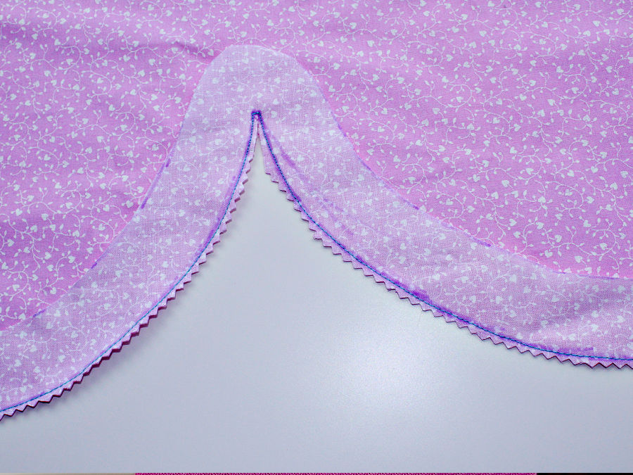 curved seam allowances adjusted with pinking shears