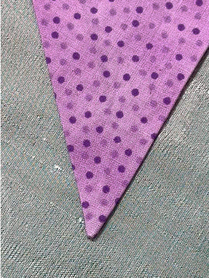 the finished corner seen from the right side after pressing